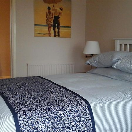 A35 Pit Stop Rooms Axminster Room photo