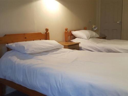 A35 Pit Stop Rooms Axminster Room photo